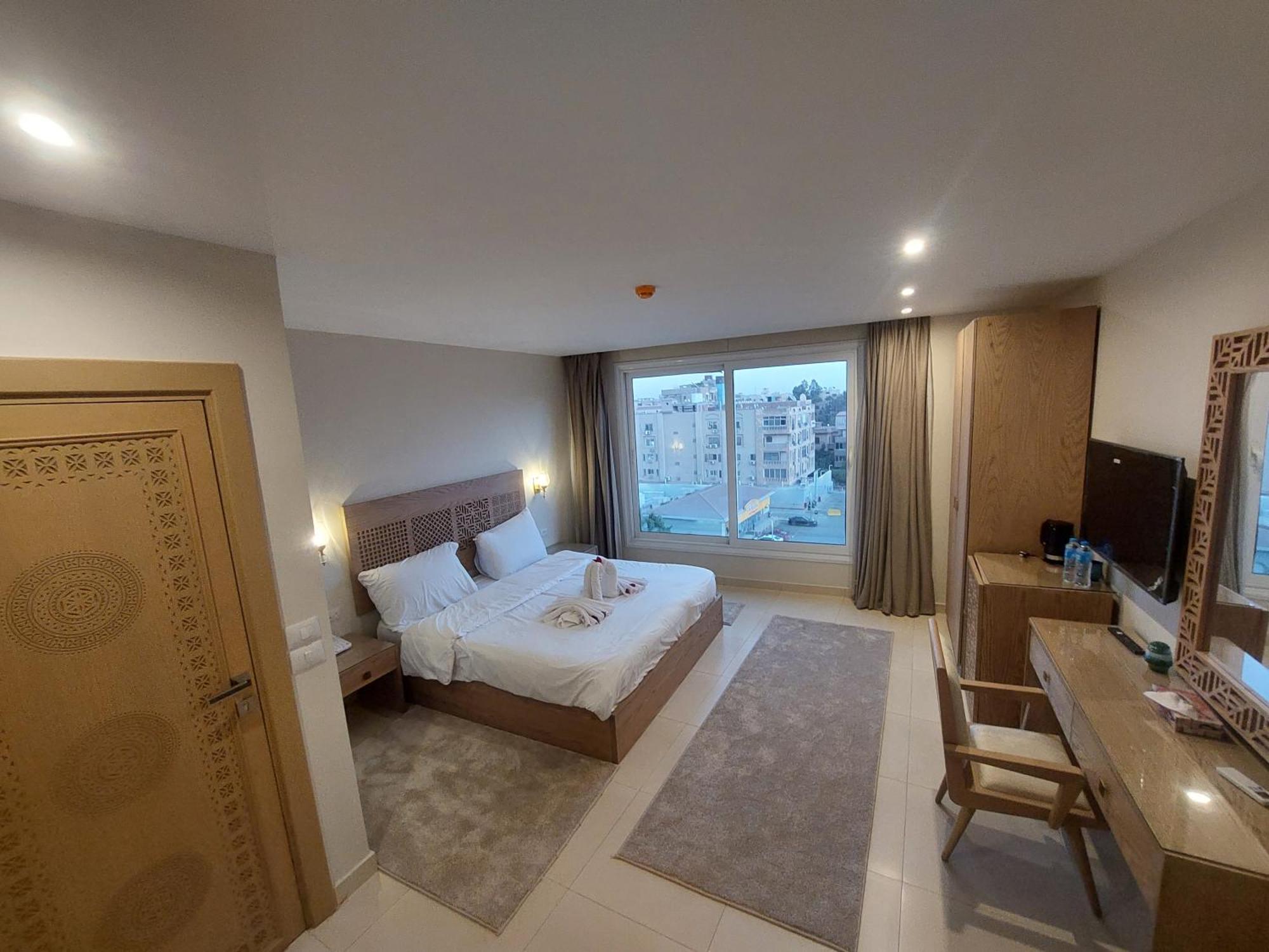 Doudou Pyramids View Hotel Kafrat al Jabal Екстер'єр фото