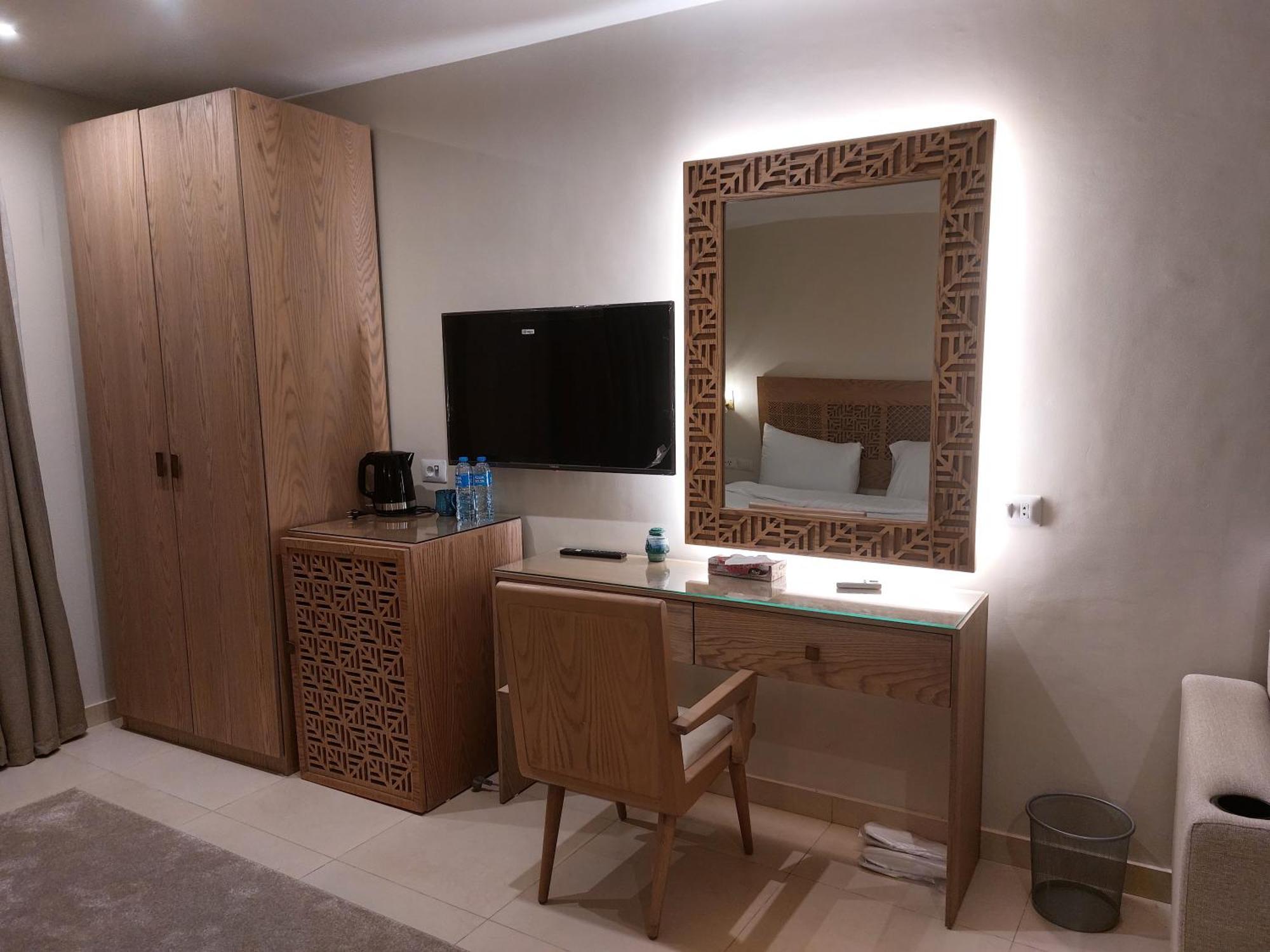 Doudou Pyramids View Hotel Kafrat al Jabal Екстер'єр фото