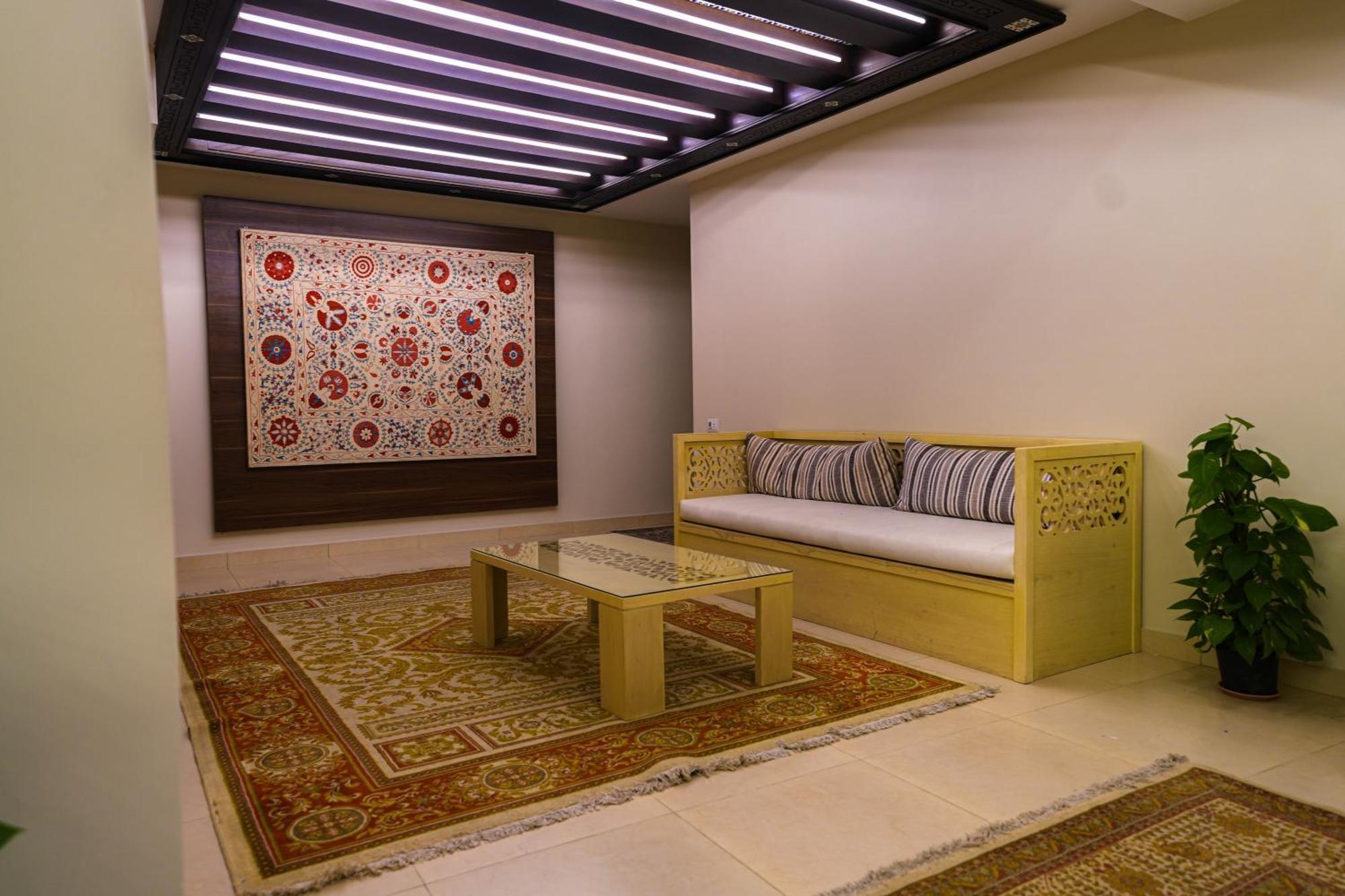 Doudou Pyramids View Hotel Kafrat al Jabal Екстер'єр фото