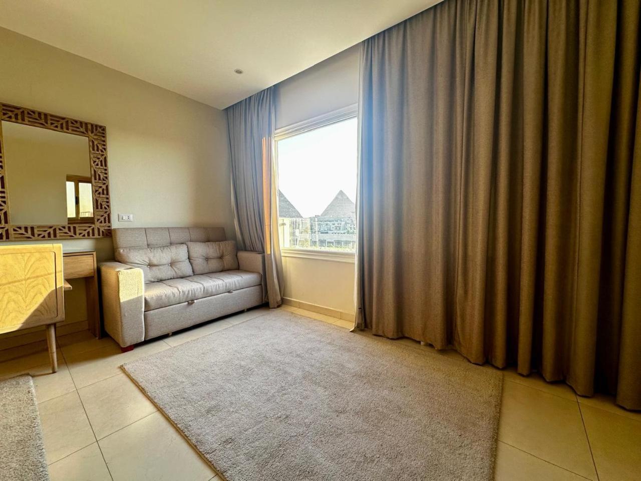 Doudou Pyramids View Hotel Kafrat al Jabal Екстер'єр фото