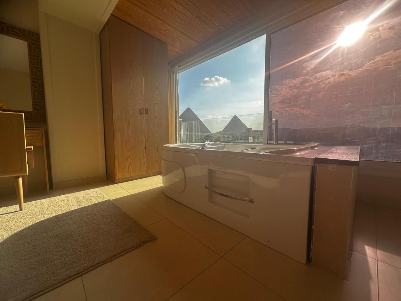 Doudou Pyramids View Hotel Kafrat al Jabal Екстер'єр фото