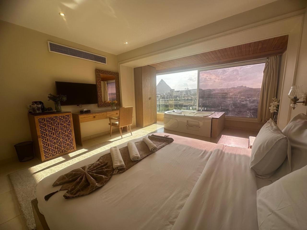 Doudou Pyramids View Hotel Kafrat al Jabal Екстер'єр фото